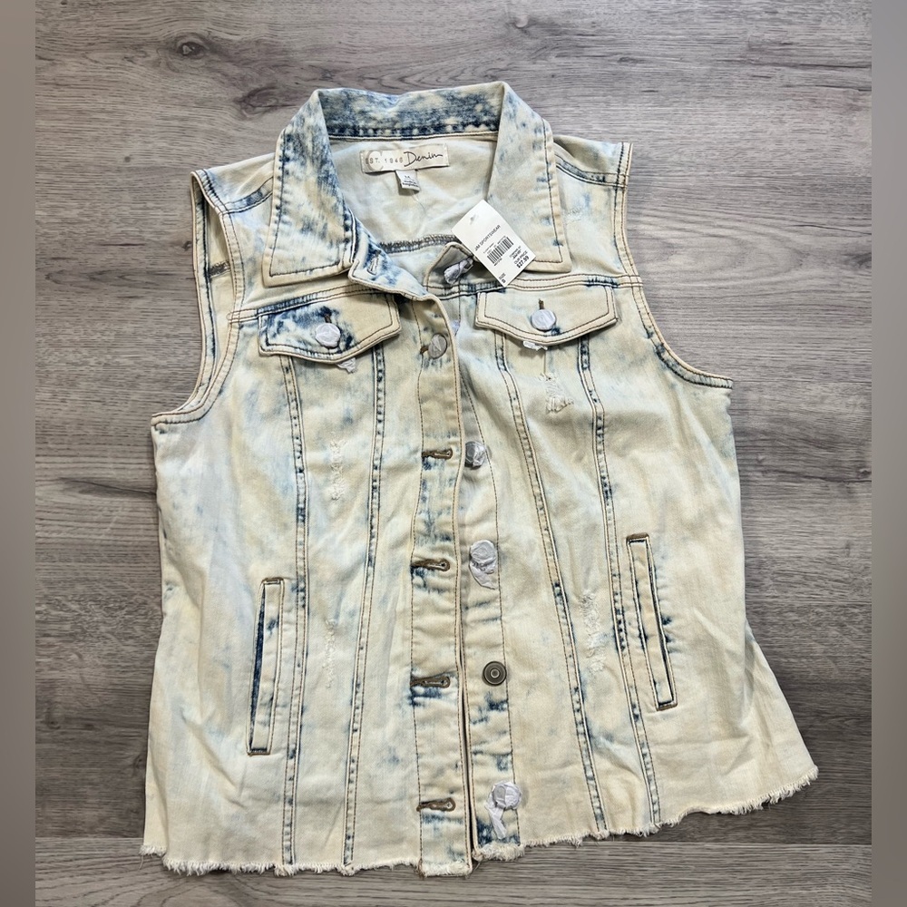 EST 1946 jean jacket size M